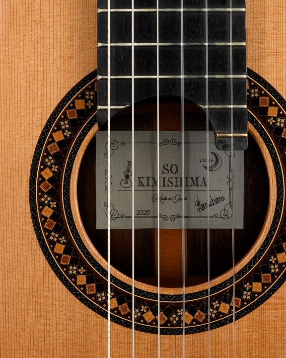 So Kimishima Model Luna