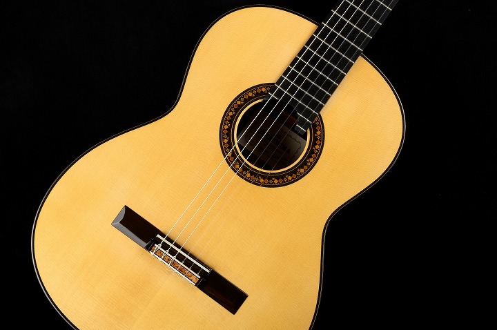 So Kimishima Model Luna